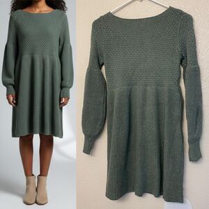 Crew neck green cozy sweater dress waffle knit modest women’s size small